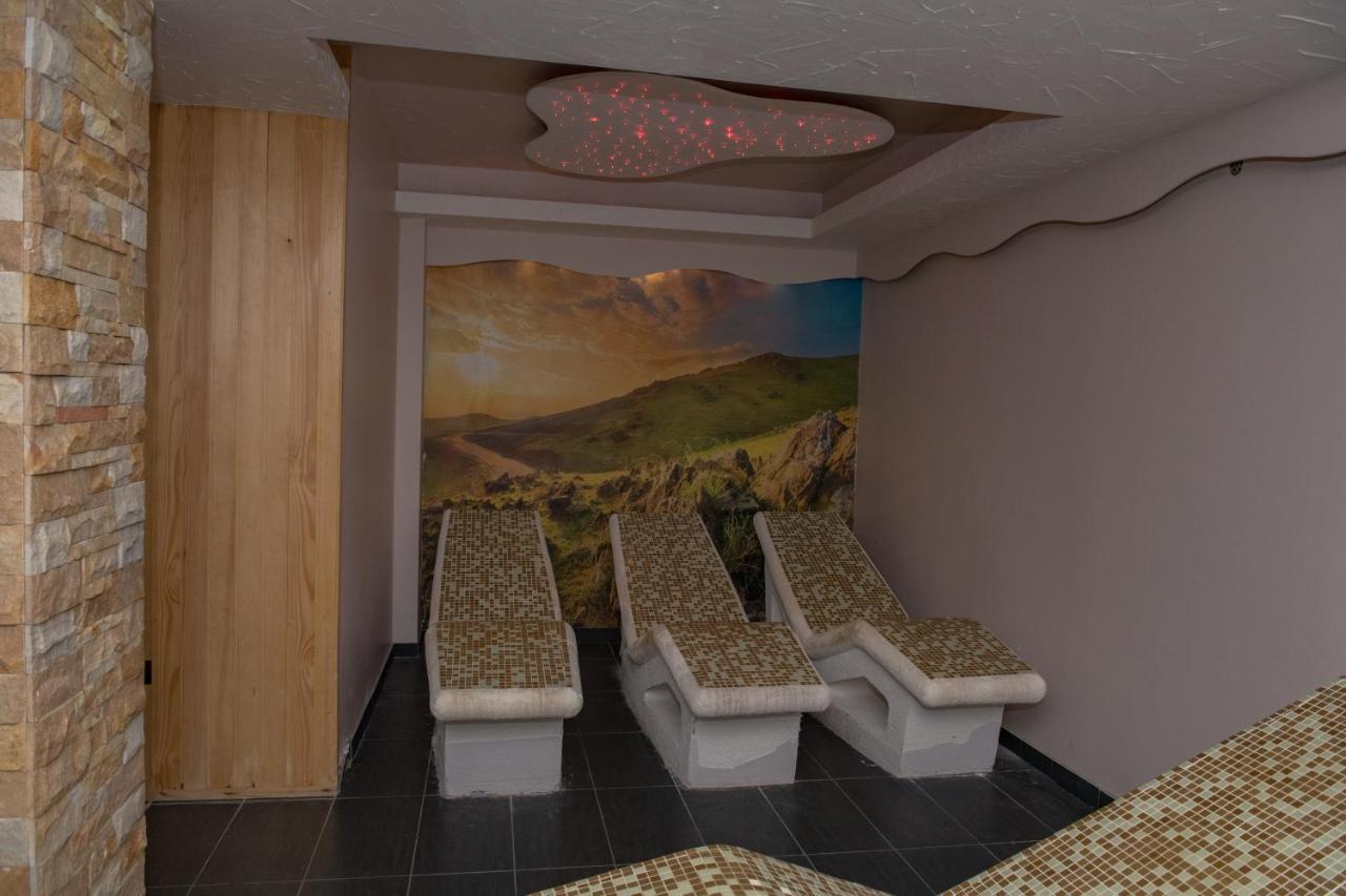 K19 Milmari Resort & Spa Kopaonik Extérieur photo